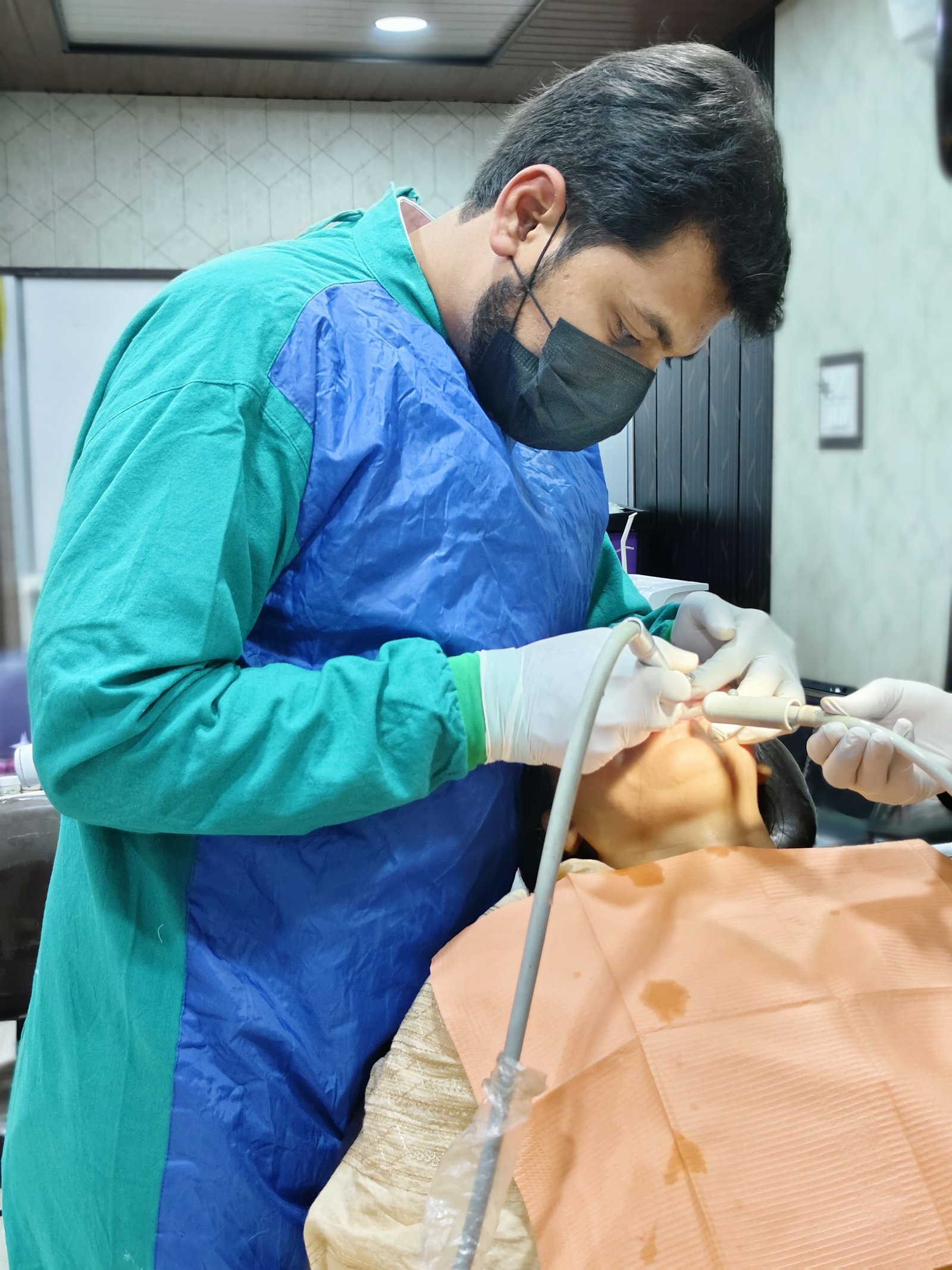 Dr. Kumar Ankitt